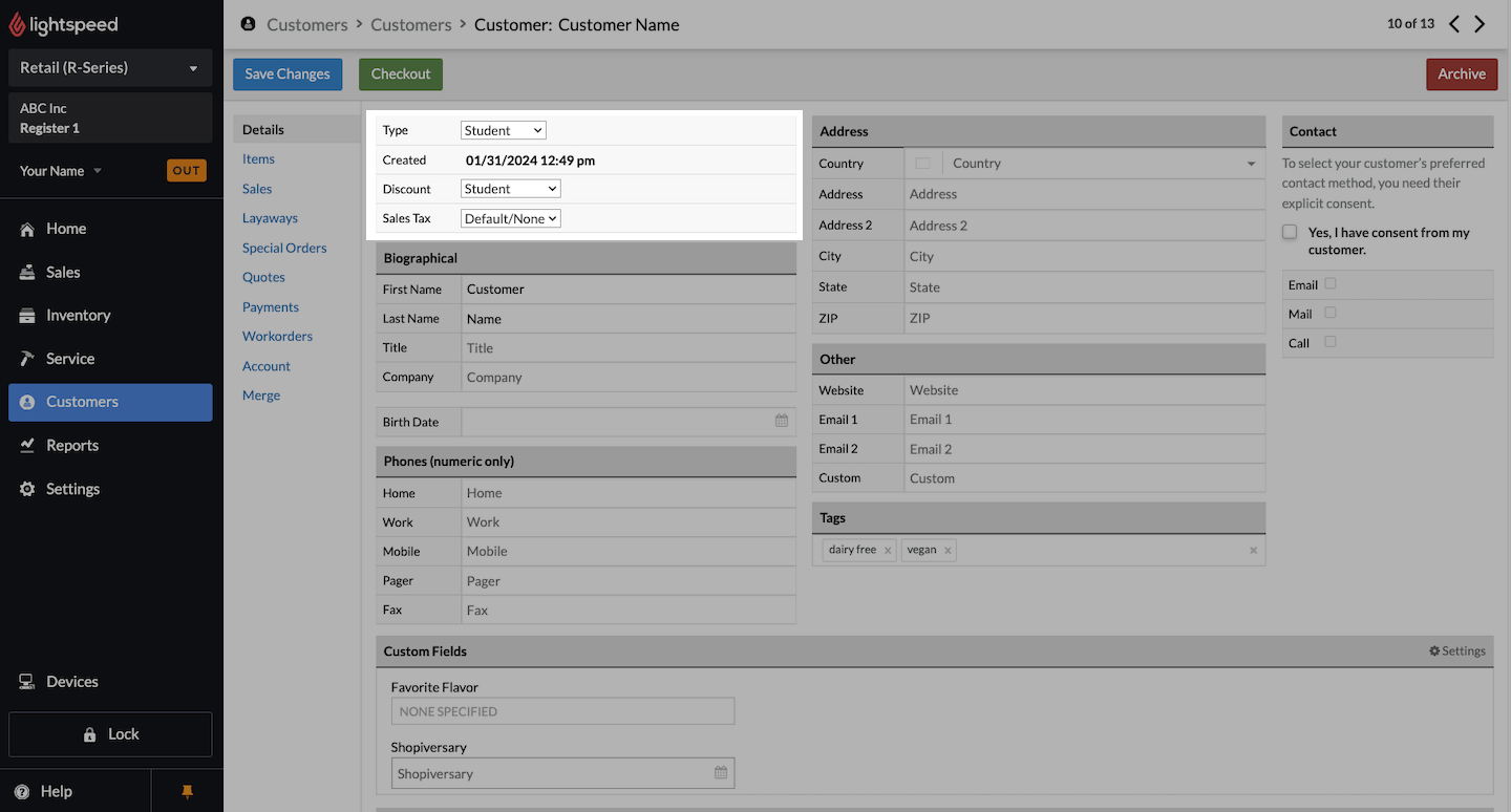 Page du client avec les sections Type, Réduction et Taxe de vente mises en évidence.