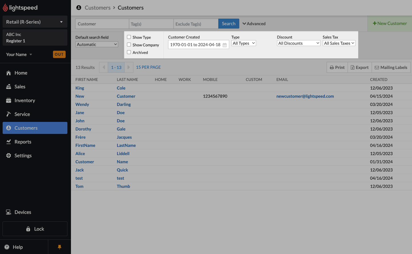 Pagina met klantenlijst, waarbij de geavanceerde zoekopties zijn uitgelicht.