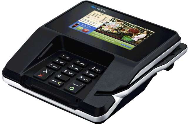 Verifone MX-915 payment processor.